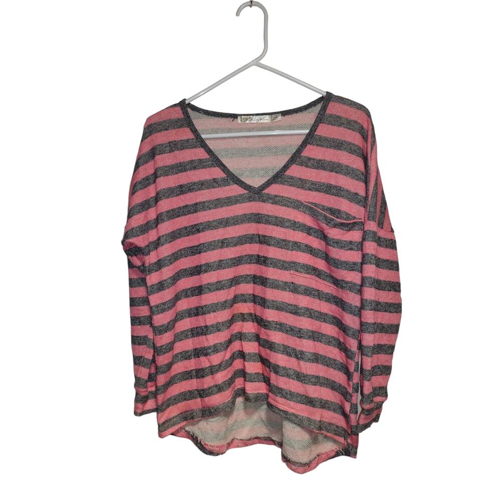 Liberty Love Women's Shirt Size Small